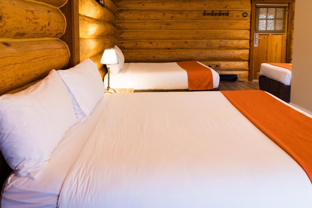 Glacier House Hotel & Resort Revelstoke Exteriör bild